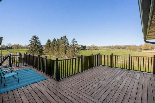 W204N4833 Lannon ROAD, Menomonee Falls, WI 53051