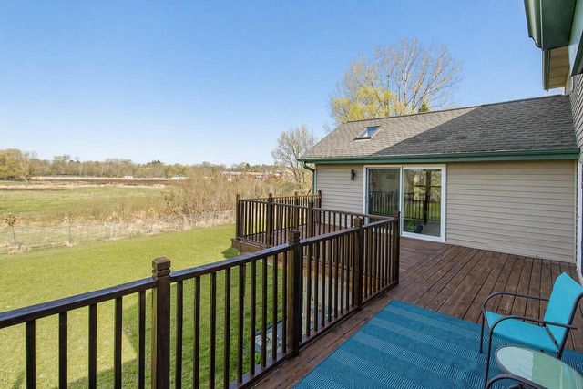 W204N4833 Lannon ROAD, Menomonee Falls, WI 53051