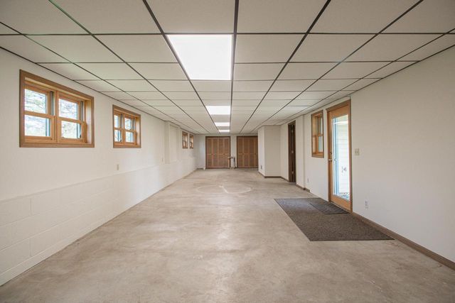 W204N4833 Lannon ROAD, Menomonee Falls, WI 53051