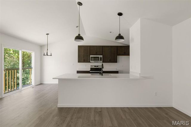 246 Noser Drive, Florissant, MO 63031