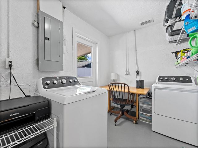 9091 83RD WAY, Seminole, FL 33777