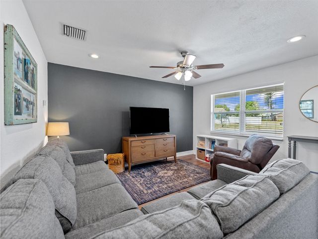 9091 83RD WAY, Seminole, FL 33777