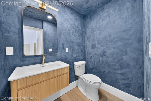 4451 Rolling Pine Drive, West Bloomfield Charter Township, MI 48323
