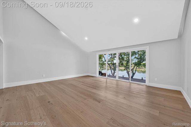 4451 Rolling Pine Drive, West Bloomfield Charter Township, MI 48323