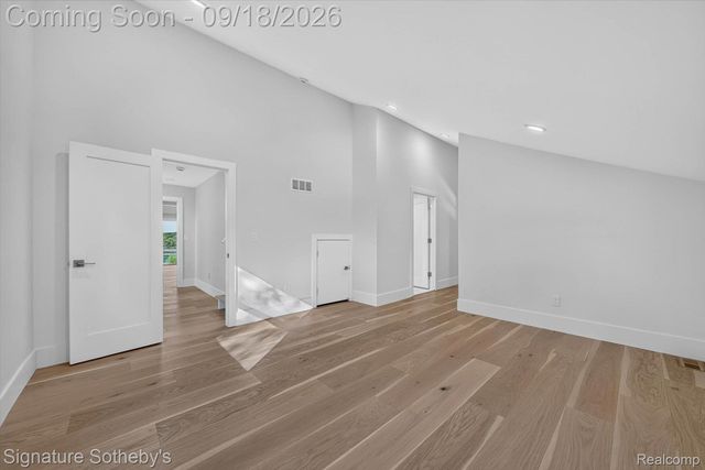 4451 Rolling Pine Drive, West Bloomfield Charter Township, MI 48323