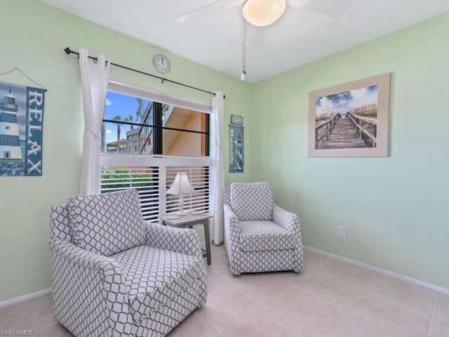 27 Greenbrier ST 109, Marco Island, FL 34145