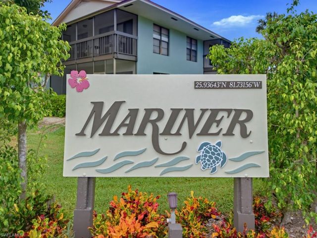 27 Greenbrier ST 109, Marco Island, FL 34145