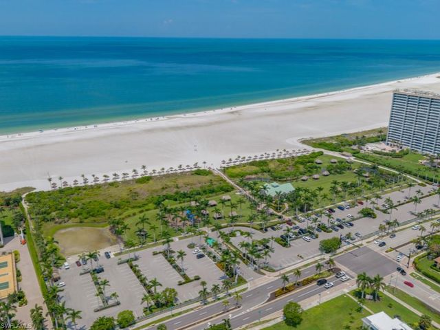 27 Greenbrier ST 109, Marco Island, FL 34145