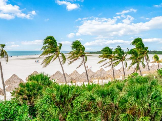 27 Greenbrier ST 109, Marco Island, FL 34145