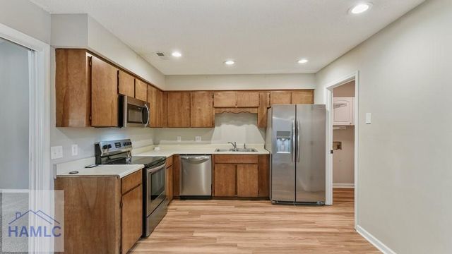 803 Grove Place, Hinesville, GA 31313