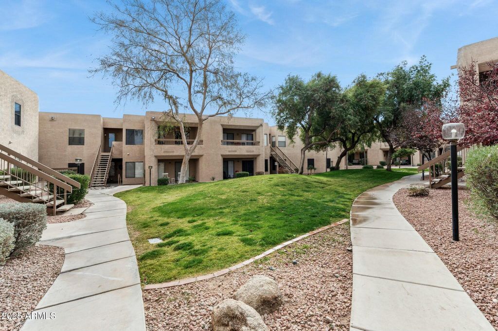 14645 N FOUNTAIN HILLS Boulevard 217, Fountain Hills, AZ 85268 — photo 2
