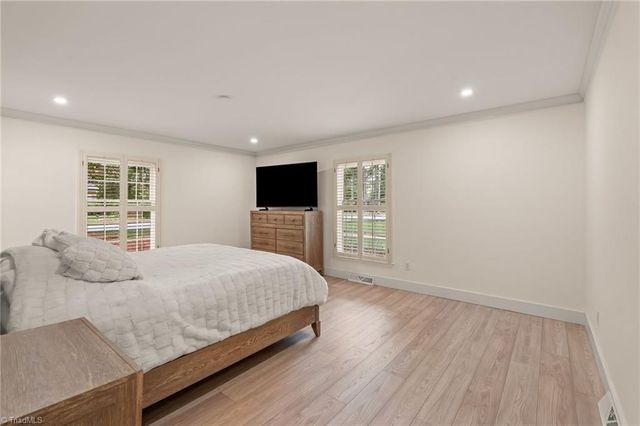 1001 Country Club Drive, High Point, NC 27262