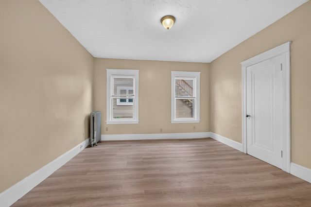 85 Granite St 1, Worcester, MA 01604