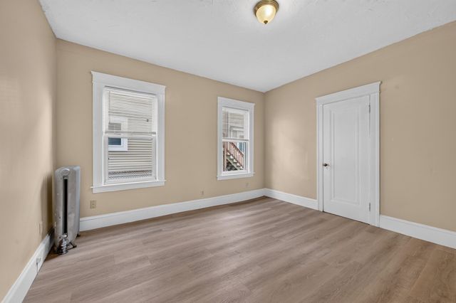85 Granite St 1, Worcester, MA 01604