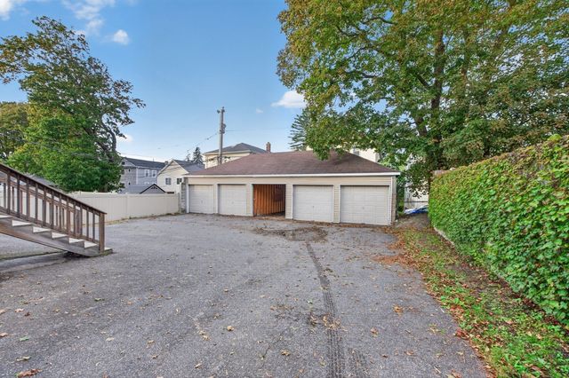 85 Granite St 1, Worcester, MA 01604