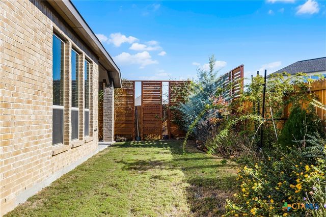 429 Juana Way, New Braunfels, TX 78132