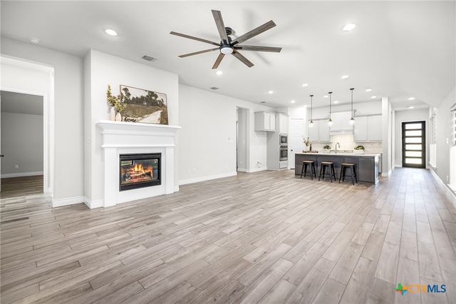 429 Juana Way, New Braunfels, TX 78132