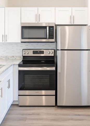 965 Manor Drive C-23, Palm Springs, FL 33461