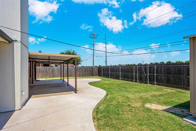 2103 NW Ashley Circle, Lawton, OK 73505
