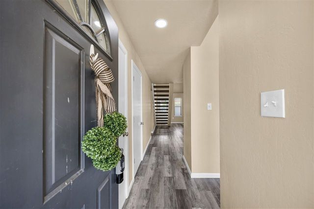 2103 NW Ashley Circle, Lawton, OK 73505