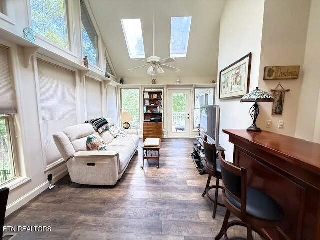 21 Rolling Green Court, Crossville, TN 38558