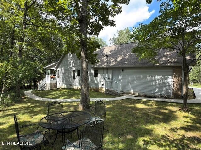 21 Rolling Green Court, Crossville, TN 38558