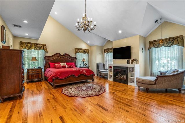 53 State Place, Huntington, NY 11743