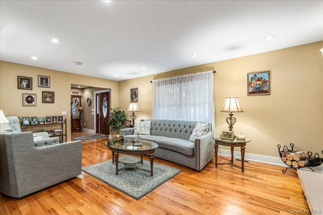 53 State Place, Huntington, NY 11743