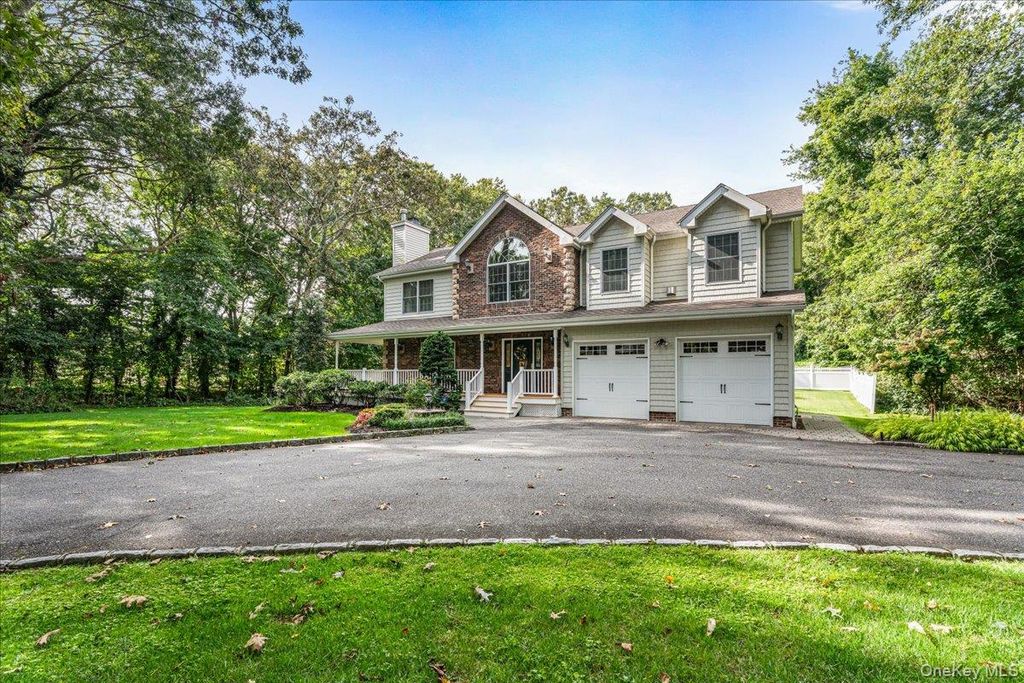 53 State Place, Huntington, NY 11743 — exterior