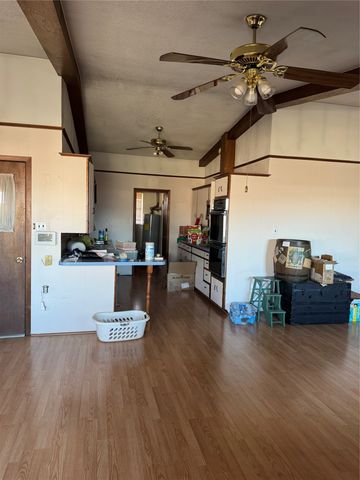 1006 W 15th Street, Quanah, TX 79252