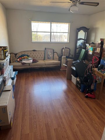 1006 W 15th Street, Quanah, TX 79252