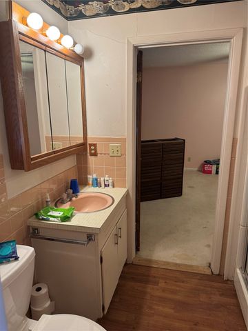 1006 W 15th Street, Quanah, TX 79252