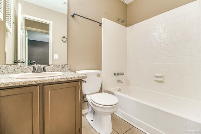 4554 Northpointe Pl, Pensacola, FL 32514