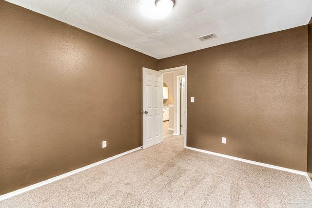 4554 Northpointe Pl, Pensacola, FL 32514