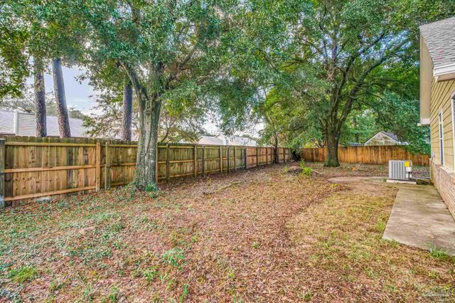 4554 Northpointe Pl, Pensacola, FL 32514