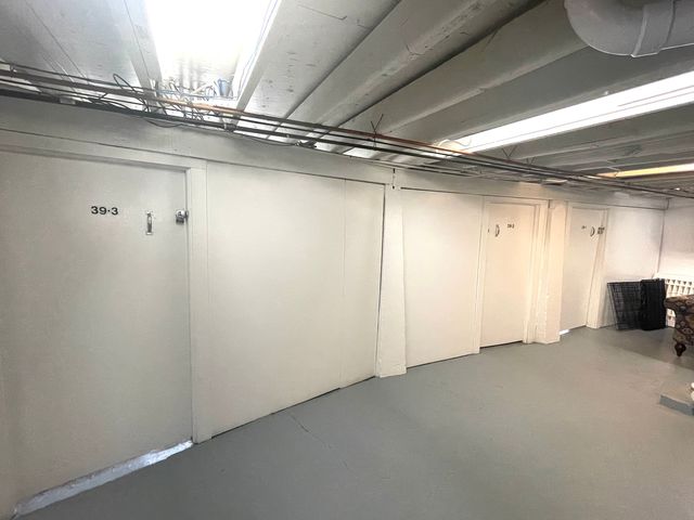 2539 W Iowa Street 3, Chicago, IL 60622