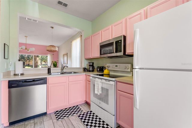2735 CALABRIA AVENUE, Davenport, FL 33897