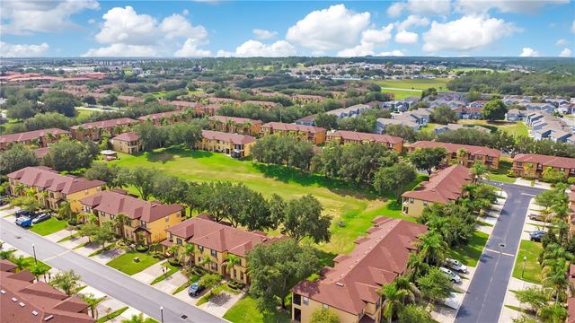 2735 CALABRIA AVENUE, Davenport, FL 33897