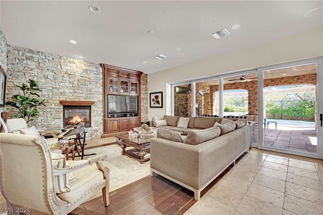 4231 San Alivia Court, Las Vegas, NV 89141
