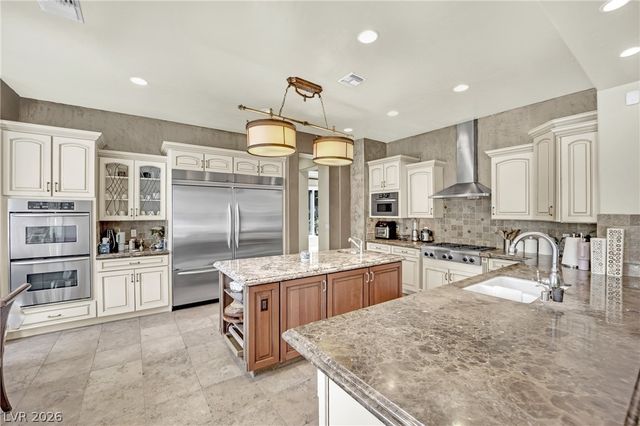 4231 San Alivia Court, Las Vegas, NV 89141