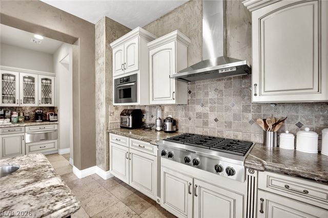 4231 San Alivia Court, Las Vegas, NV 89141