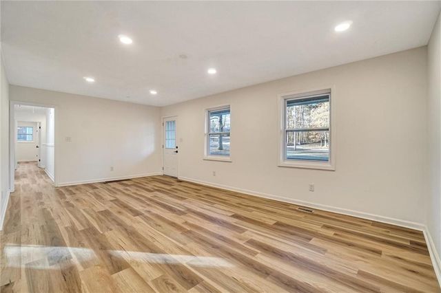 5927 Sherrie Lane, Powder Springs, GA 30127