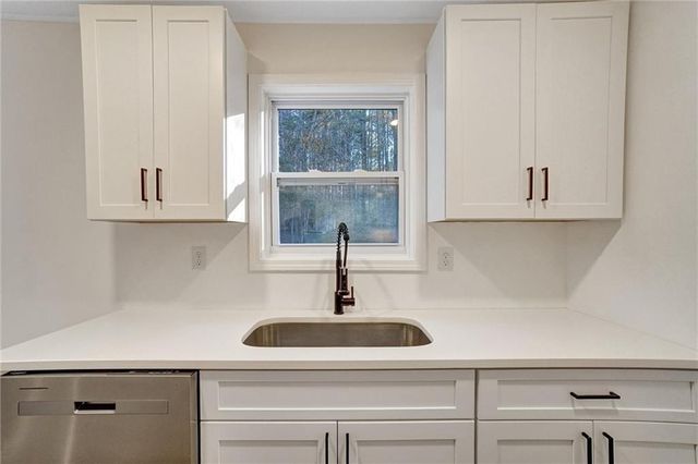 5927 Sherrie Lane, Powder Springs, GA 30127