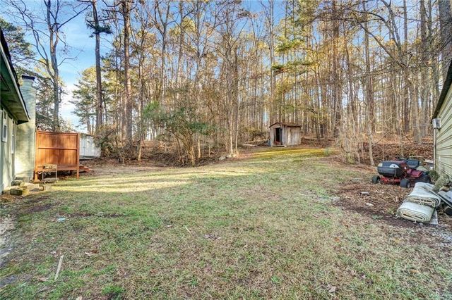 5927 Sherrie Lane, Powder Springs, GA 30127