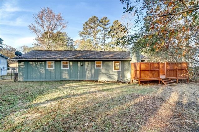 5927 Sherrie Lane, Powder Springs, GA 30127