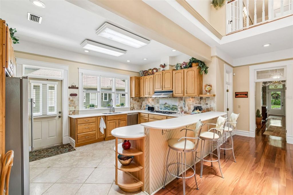 Image 29 of property listing at 703 N EVERS STREET, Plant City, FL 33563