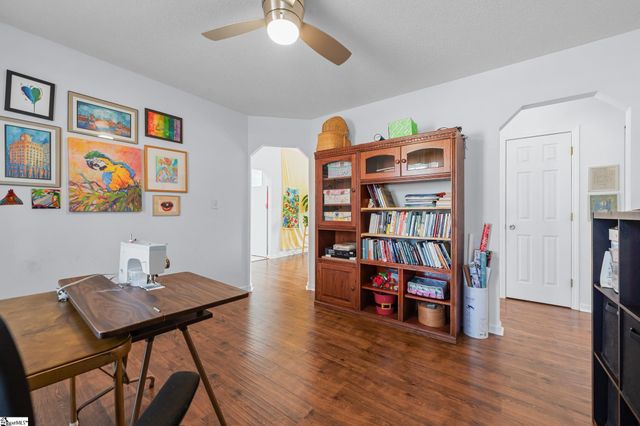 42 Stevenson Road, Taylors, SC 29687