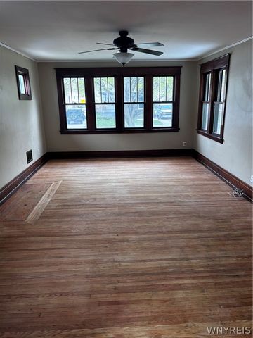 46 Kirkwood Drive Lower, West Seneca, NY 14224