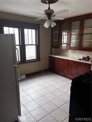 46 Kirkwood Drive Lower, West Seneca, NY 14224