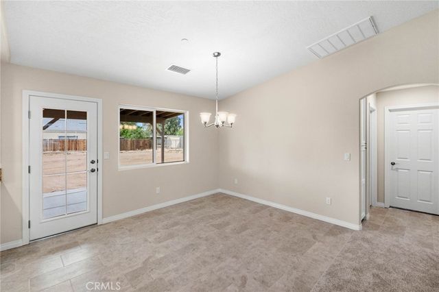 15056 Coalinga, Victorville, CA 92392